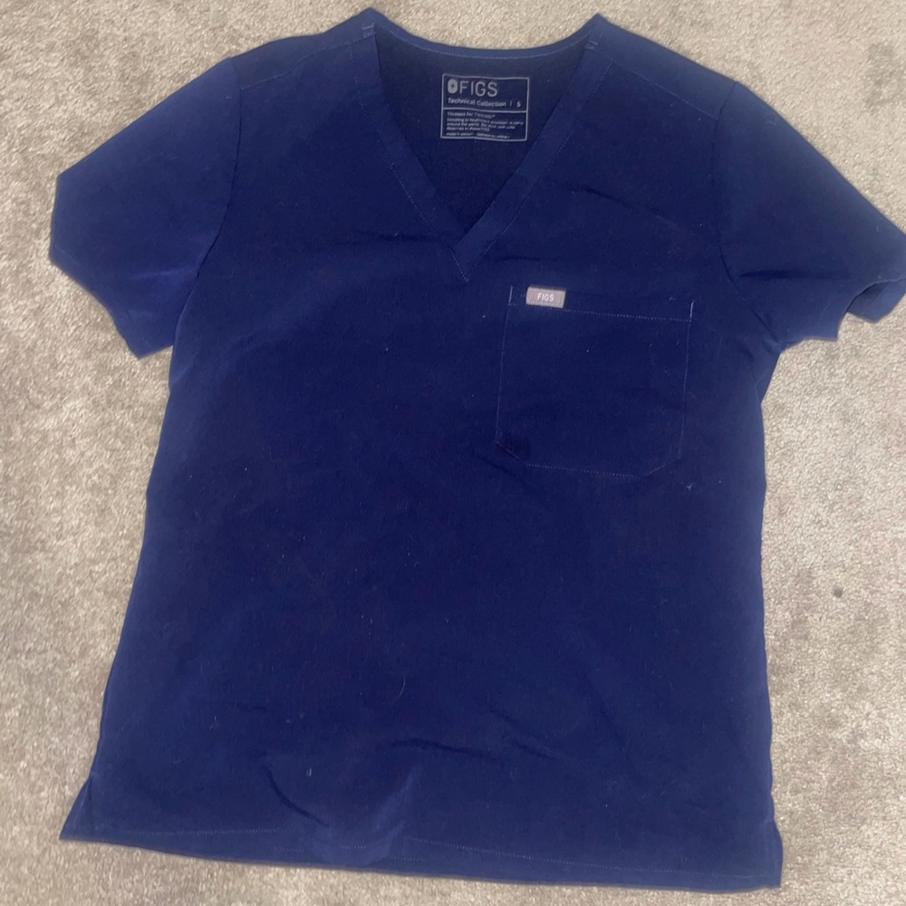 Figs Scrub Top